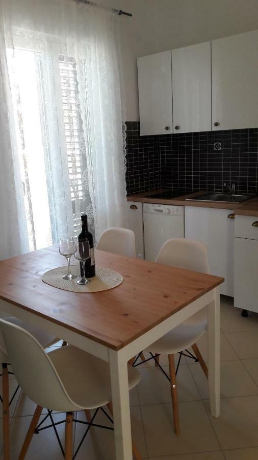 Apartmani Vitturi Kaštela Exterior foto